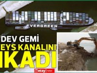 The Ever Given gemisi karaya oturdu,200'den fazla gemi kanalda geçiş için bekliyor