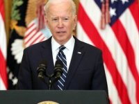 Biden, yayımladığı bir dizi kararname ile Rusya'ya Kırım, seçimlere müdahale ve ABD resmi kurumlarına yönelik siber saldırılar nedeniyle yaptırımlar açıkladı.  Yaptırımlar hakkında Kongreye gönderdiği mektupta, Biden, &