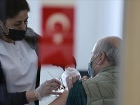 Türkiye: Kovid-19'la mücadelede ülke genelinde iki doz aşı yaptıranların sayısı 10 milyonu geçti