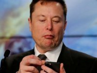 Elon Musk kırık kalp emojisi paylaştı, Bitcoin sert düştü