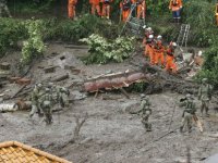 Japonya’da sel ve heyelanın bilançosu ağırlaşıyor