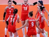 Türkiye A Milli Kadın Voleybol Takımı, Tokyo 2020'de İtalya'ya mağlup oldu