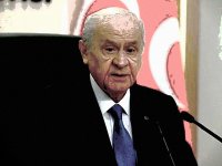 'Hükümet istifa' sloganları sonrası Bahçeli Beşiktaş'tan istifa etti