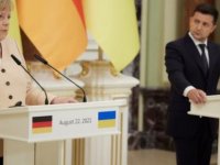 Merkel ve Zelenskiy Ukrayna'da görüştü