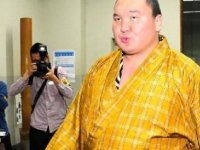 Japonya'nın başpehlivanı Hakuho sumoyu bıraktı