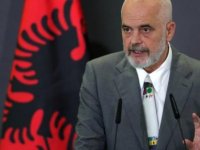 Arnavutluk Başbakanı Edi Rama'dan "Kosova İle Birleşme" Mesajı