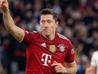 Robert Lewandowski Rekora Doymuyor