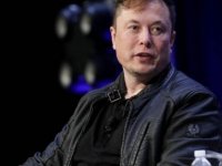 Elon Musk'tan Barnie Senders'a: Hala hayatta olduğunu unutuyorum