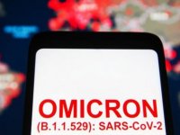 Omicron endişesi büyüyor, sınırlar yeniden kapanıyor