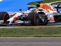 Abu Dabi Grand Prix'sinde Pole Pozisyonu Verstappen'in