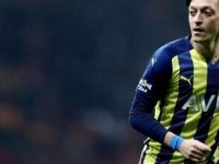 Fenerbahçe'yle İpleri Tamamen Kopardı! Mesut Özil, Şaşırtan Teklife "Evet" Diyebilir