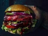 İnsan eti tadında vegan burger üretildi