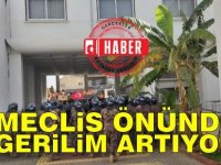 Meclis önündeki eylemde gerilim artıyor