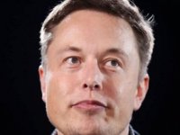 Elon Musk Twitter yönetim kuruluna girmeyecek