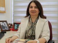 LAÜ Sağlık Yüksekokulu Müdürü Prof. Dr. Meral Demiralp, Hemşireler Günü’nde açıklamalar yaptı