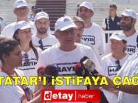 CTP Cumhurbaşkanlığı kapısına siyah çelenk bıraktı