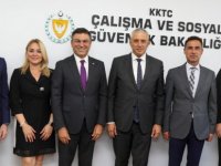 Taçoy, Kuzey Kıbrıs Turkcell Genel Müdürü Murat Küçüközdemir ve beraberindeki heyeti kabul ederek görüştü