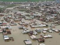 İran'da yaşanan sel felaketinde 20 kişi hayatını kaybetti