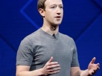 Meta hissedarları Mark Zuckerberg’e öfkeli