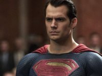 Henry Cavill’in yeni projesi merak konusu oldu: Yoksa Marvel’a mı geçiyor?