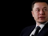 Elon Musk’tan ‘yanık saç kokan’ parfüm