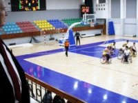 Töre, Vakıflar Tekerlekli Sandalye Basketbol Takımı maçını izledi