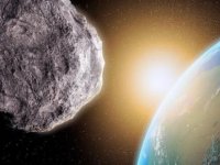 'Gezegen katili' asteroid Dünya'yı tehdit ediyor