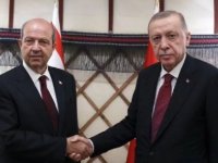 Cumhurbaşkanı Ersin Tatar ile Türkiye Cumhurbaşkanı Erdoğan bayramlaştı