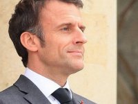 Macron’un Hitler’e benzetildiği afişlere ilişkin soruşturma başlatıldı