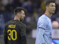 Messi ile Ronaldo bir kez daha karşı karşıya gelecek