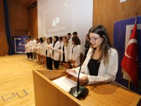 LAÜ Sağlık Bilimleri Fakültesi mezunları için mesleki yemin töreni düzenlendi