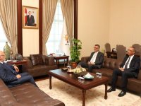 Tufan Erhürman'dan AK Parti'ye ziyaret: Mustafa Elitaş ile görüştü