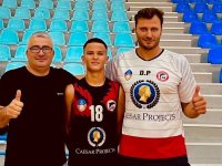 Basketbol'da İskele'den Belgrad'a... Denis Sırbistan yolcusu...