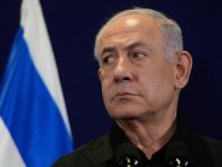 Netanyahu'nun özel konutuna işaret fişeği atıldı