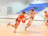 Basketbol U18’de YDÜ Galip