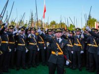 Teğmenlerin ihraç süreci başladı, Akarsu savunması için YDK'ya çağırıldı