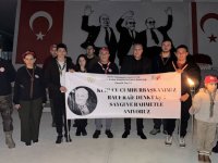 Kurucu Cumhurbaşkanı Denktaş için meşaleli anma töreni yapıldı