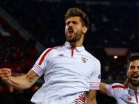 Gomez'in yerine Llorente.