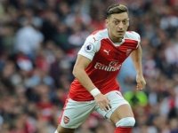 Mourinho'nun aklı Mesut Özil'de