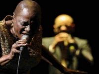 Amerikalı ünlü şarkıcı Sharon Jones yaşamını yitirdi