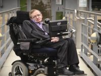 Hawking hastaneye kaldırıldı!