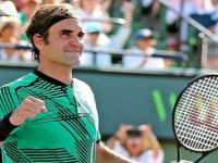 Federer'in bileği bükülmüyor