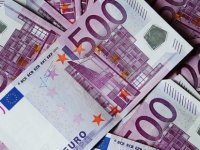 Euro, Sterlin ve Dolar'dan yeni rekor!