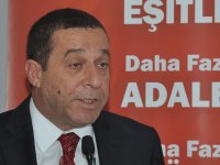 Denktaş  “İki tarafın federasyon tezi aynı değil”