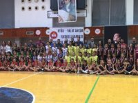 “Talat Akkor Anısına İlkokullararası Basketbol Şöleni”