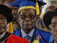 Zimbabve lideri Mugabe askeri müdahale sonrası ilk kez halkın karşısına çıktı