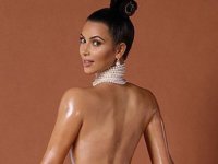 'İnternetteki en tehlikeli ünlü' : Kim Kardashian