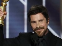 Dick Cheney rolüyle Altın Küre kazanan Christian Bale şeytana teşekkür etti