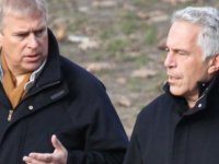 Epstein'e dava açan bir kadın: '17 yaşındayken Prens Andrew ile cinsel ilişkiye zorlandım'