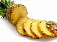 Ananas nasıl soyulur dlimleri çekirdeklerden çıkarın!